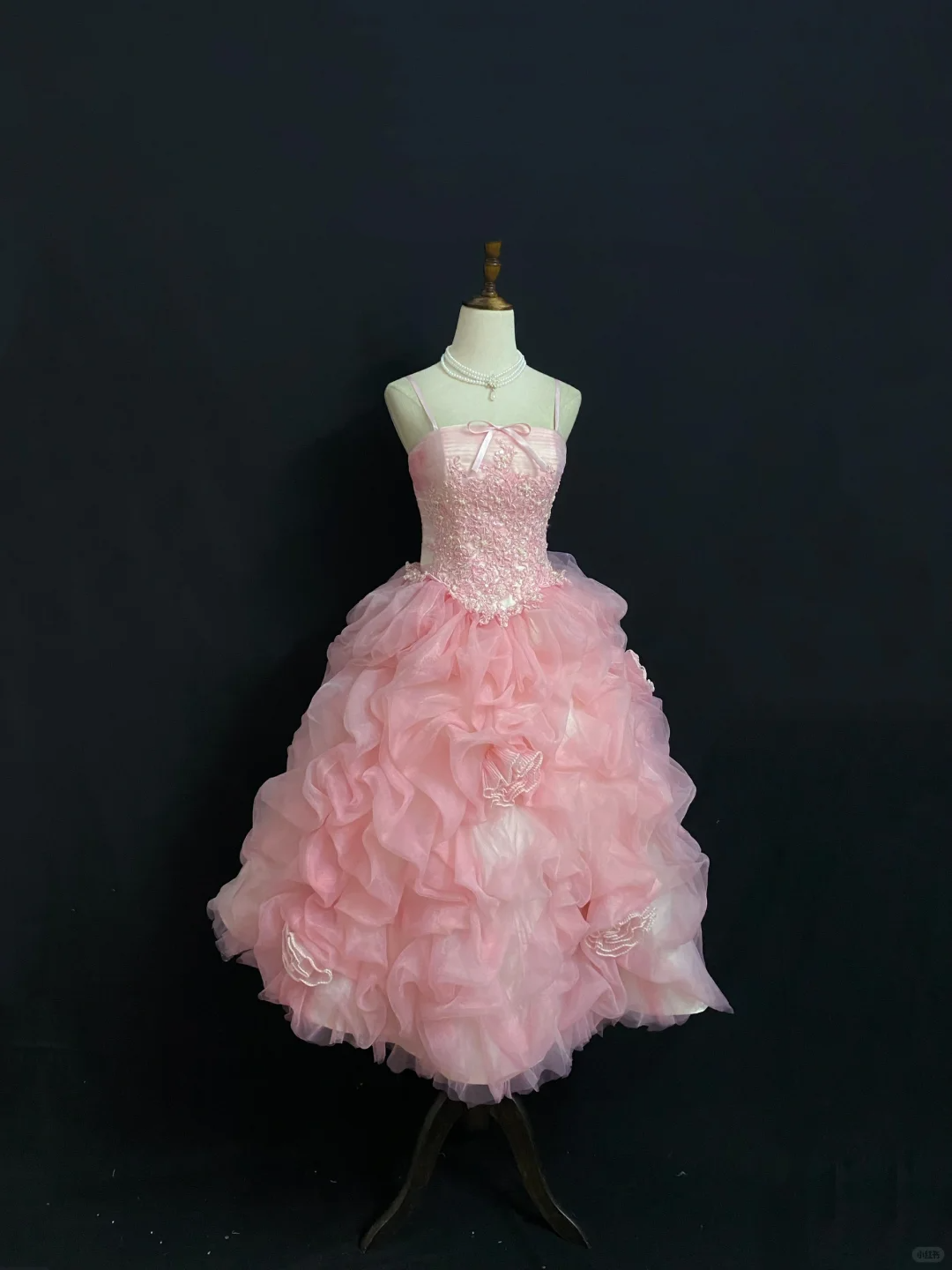 Romantic Gown With Pink Spaghetti Straps, Cinched Waist & Lovely Voluminous Tiered Cake Skirt, Wedding Dress & Bridal Gown gh8282