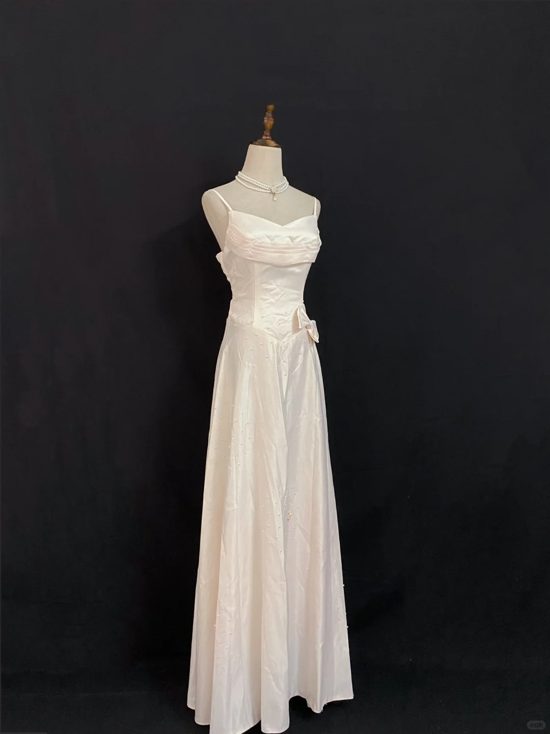 Blush Pink Spaghetti Strap Long Romantic Gown, Waist Slimming Design, Elegant Minimalist Style, Wedding Dress & Bridal Gown gh8283