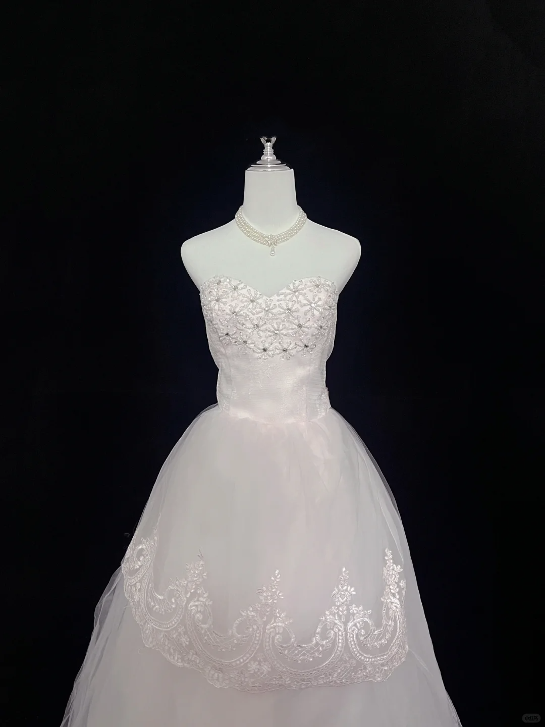 Blush Pink Strapless with Rhinestones, Cinched Waist, Voluminous Princess Skirt Vintage Luxury Romantic Dress, Wedding Gown gh8068
