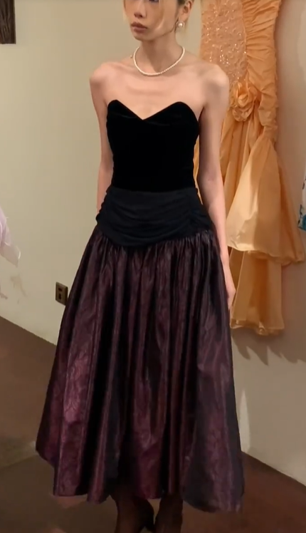Strapless Sweetheart Velvet Evening Dress, Draped Waist Shiny Burgundy A-line Midi Skirt Vintage Formal Gown gh9891