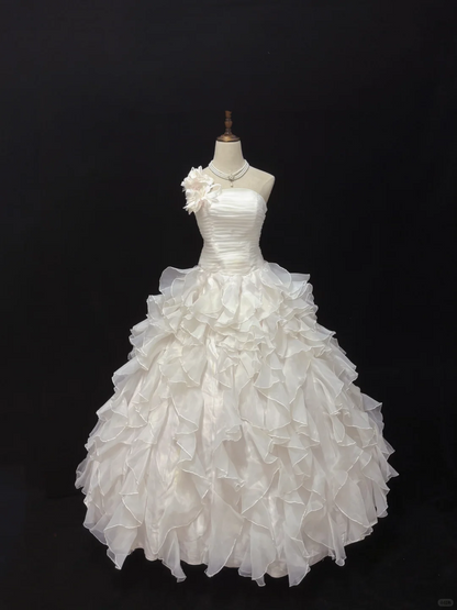 Off-White Strapless Elegant Romantic Gown, Cinched Waist, Fluffy Tiered Cake Skirt, Wedding Dress & Bridal Gown gh8194