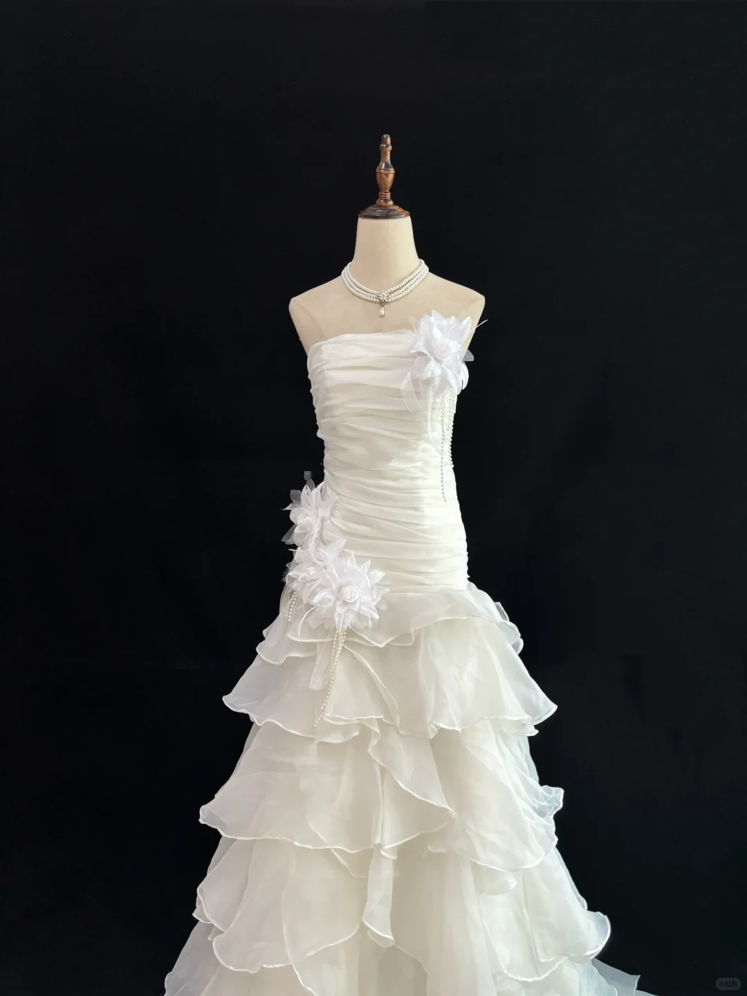 Off White Strapless Cinched Waist Slim Fit Pleated Long Elegant Romantic Dress, Wedding Gown gh8020