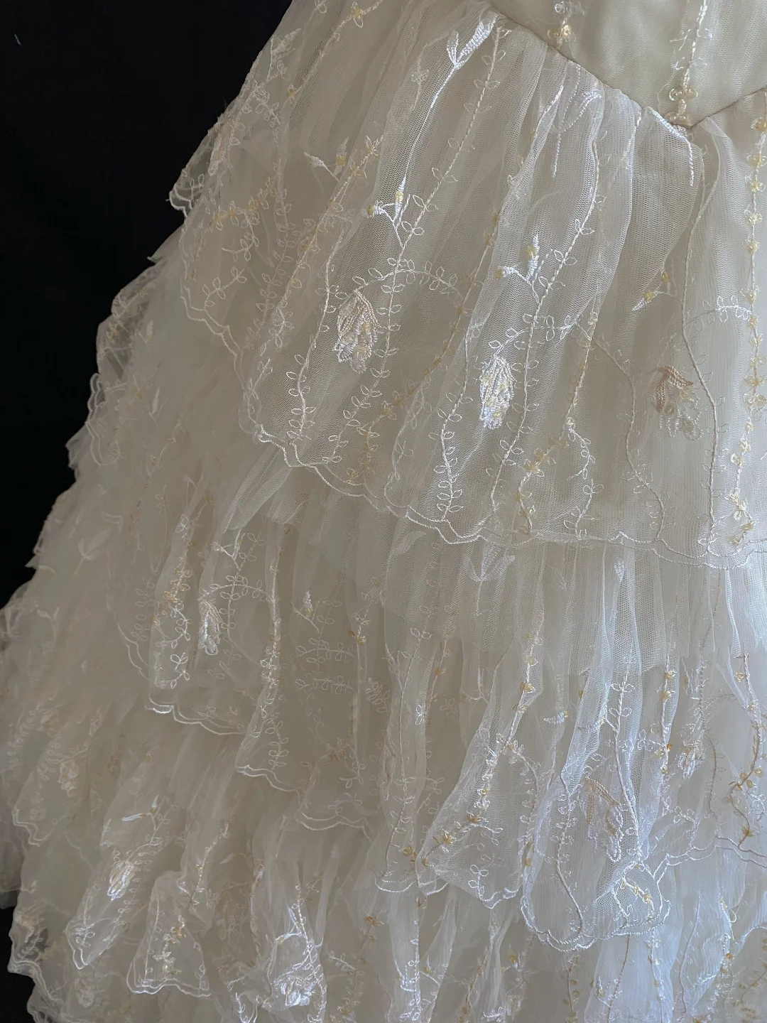 Off-white Strapless Romantic Gown, Embroidered Details, Cinched Waist, Voluminous Tiered Skirt, Wedding Gown gh8109