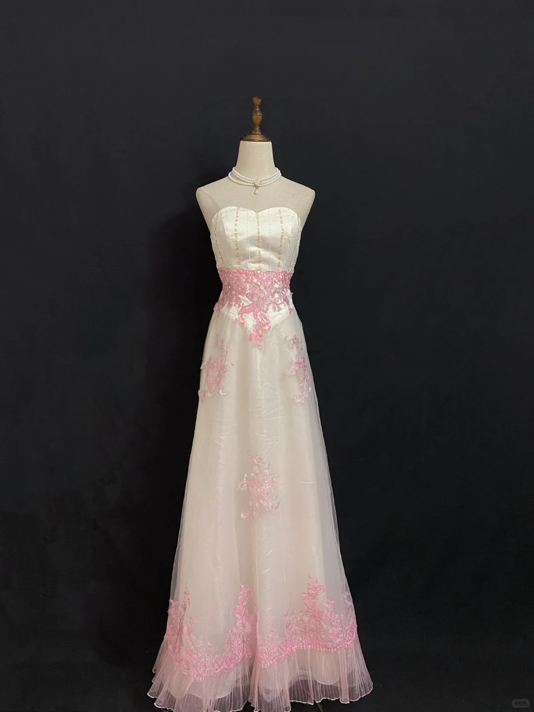 Blush Pink Strapless Long Vintage Romantic Gown, Slim Cinched Waist, Embroidered Skirt, Wedding Dress & Bridal Gown gh8286