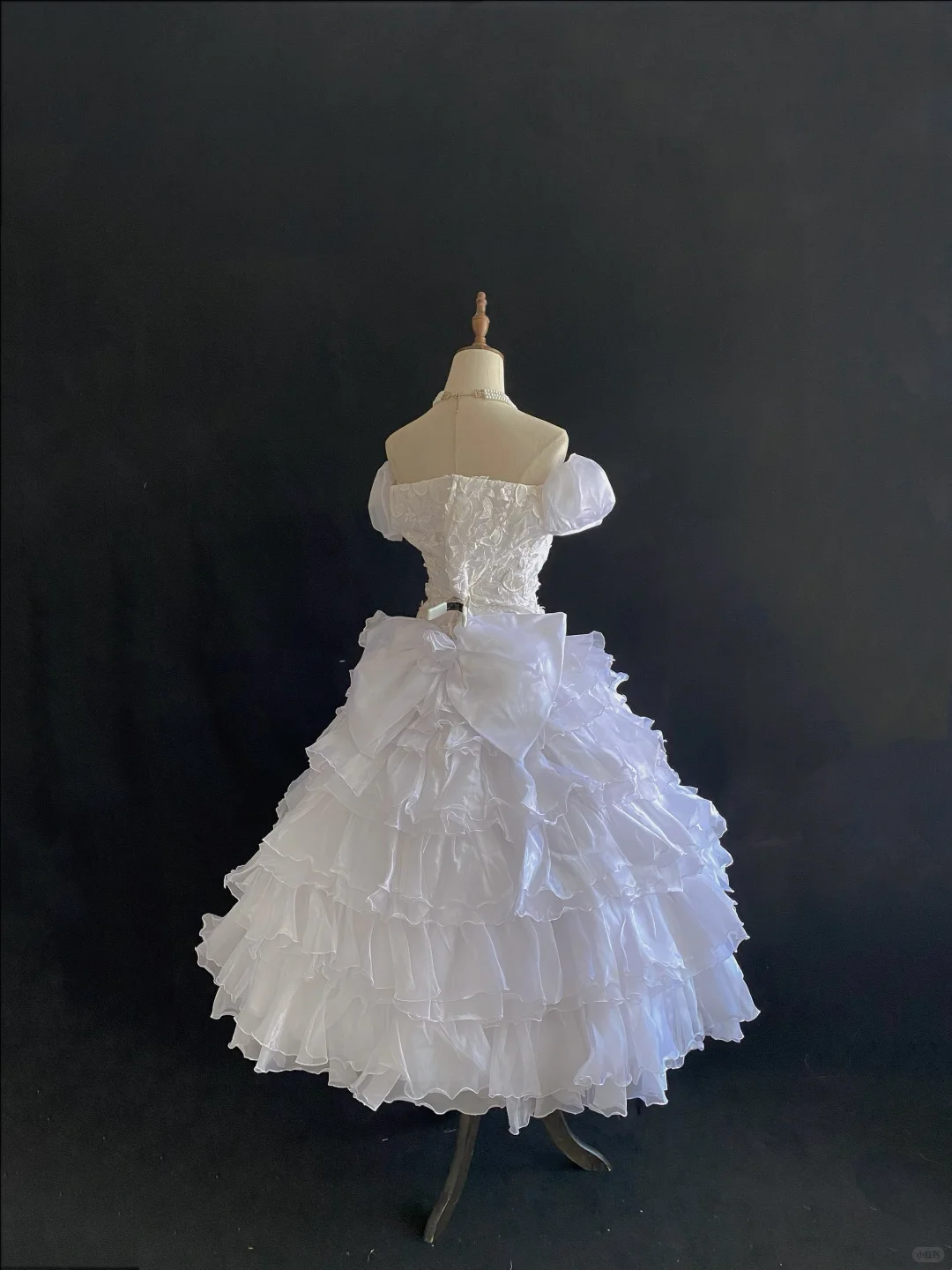 Off-White Off Shoulder Romantic Gown, Cinched Waist, Voluminous Tiered Skirt, Wedding Gown gh8110