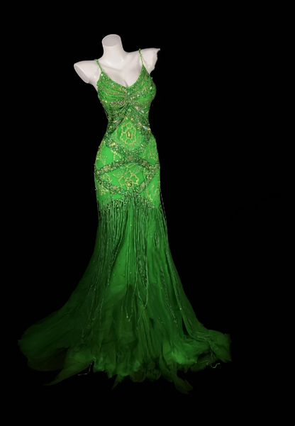 Green Spaghetti Strap Beaded Sequin Waist-Cinched Slim Long Evening Gown for Parties & Balls gh7152