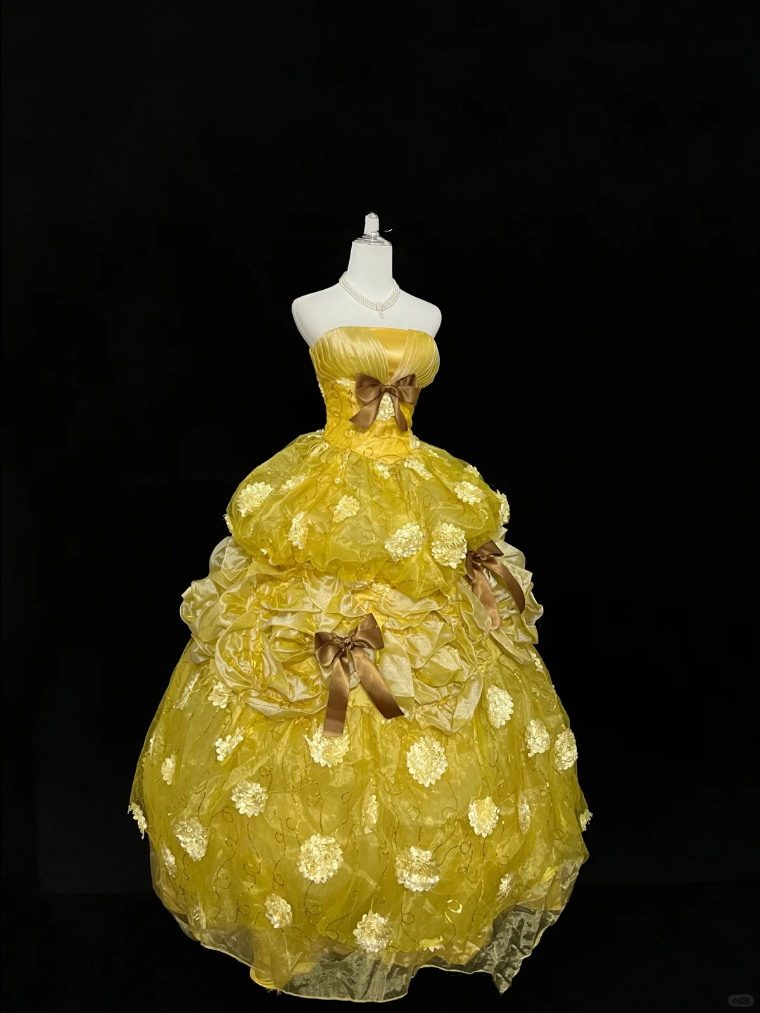 Yellow Strapless Cinched Waist Voluminous Princess Skirt Long Romantic Dress, Wedding Gown gh7936