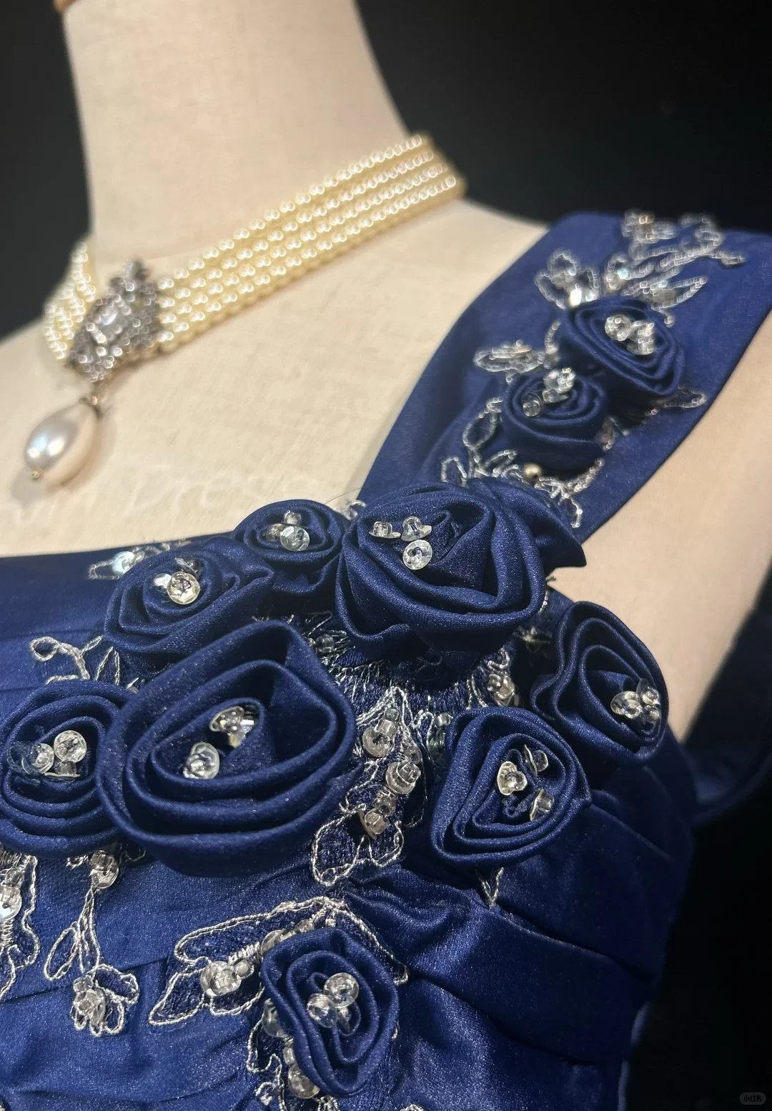 One Shoulder Navy Blue Satin Prom Dress Ruched Bodice Lace Embroidery 3D Floral Beaded Formal Gown gh9553