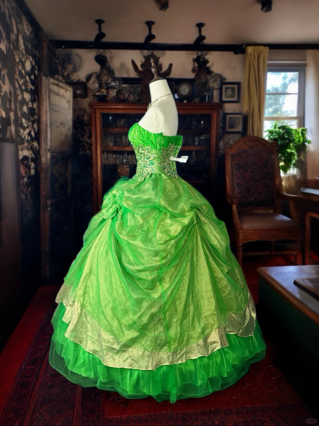 Girlhomeshops - Grünes, wunderschönes, florales, exquisites, perlenbesetztes, langes Tüll-Ballkleid gh5354