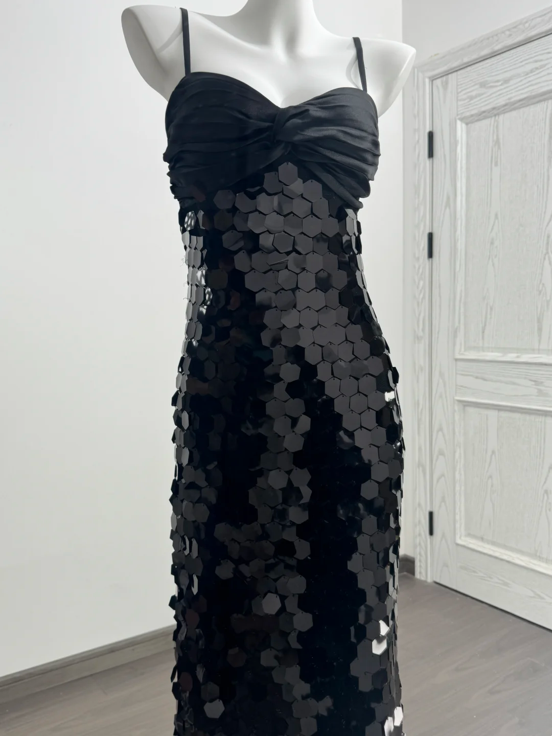 Black Spaghetti Strap Sequin Cinched Waist Fitted Sexy Prom Dress, Evening Gown gh7214