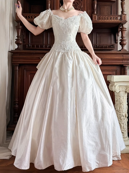 Cream Vintage Satin Ball Gown, Sweetheart Off‑The‑Shoulder Puff Short Sleeves, Lace Appliqué Beaded Bodice, Lace Waistband, Voluminous Pleated Skirt, Wedding Prom Dress gh8633