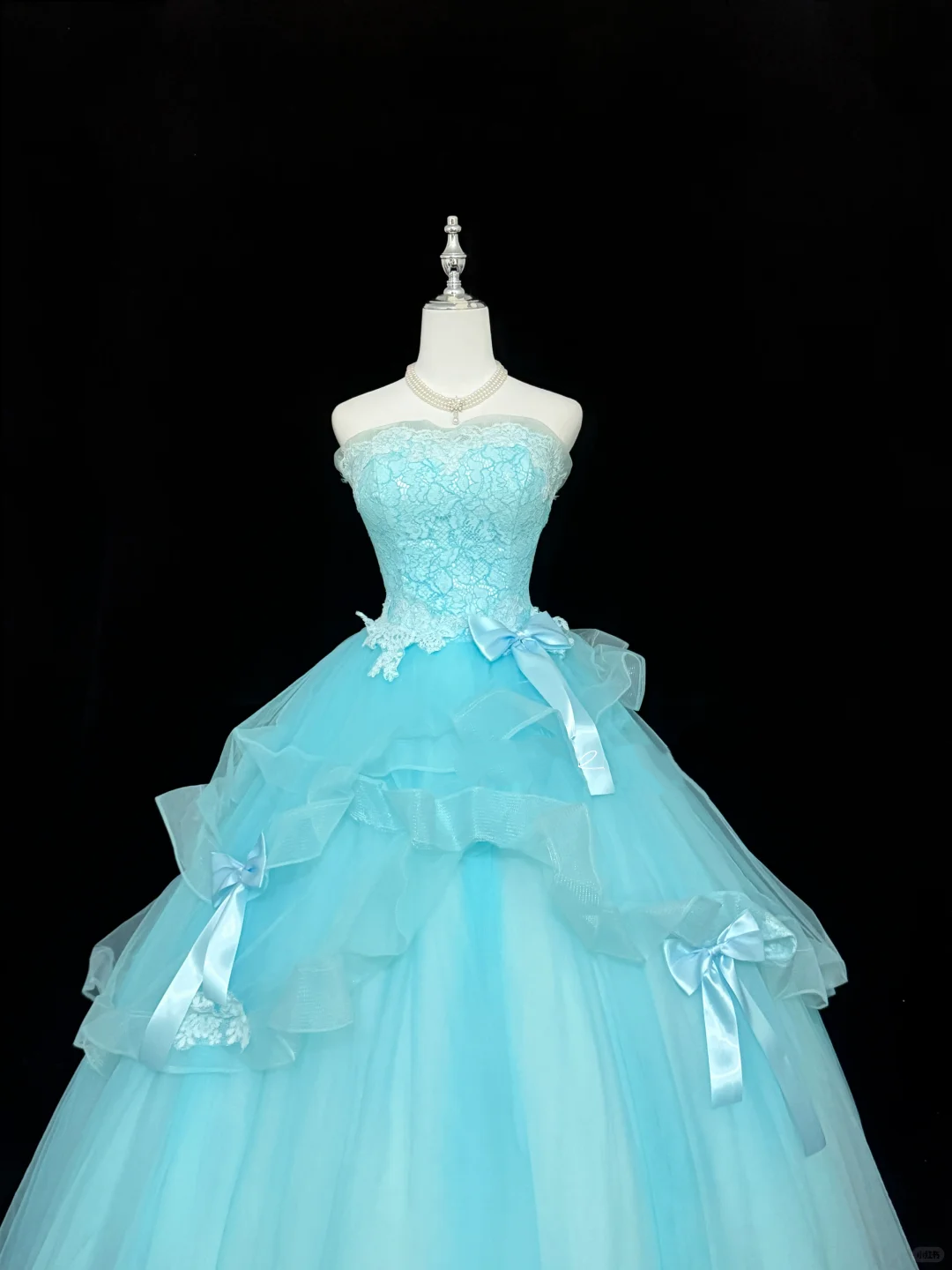 Light Blue Strapless Cinched Waist Voluminous Tulle Skirt Long Romantic Dress, Wedding Gown gh7853