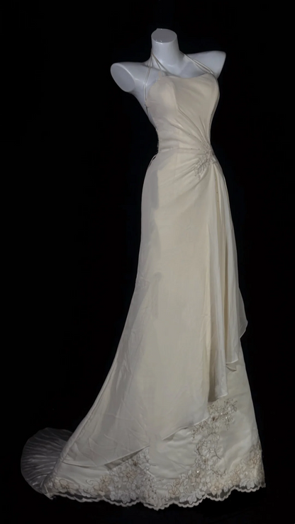 Pale Apricot Halter Neck Waist-Cinched Slim Elegant Evening Gown for Parties & Balls gh7156