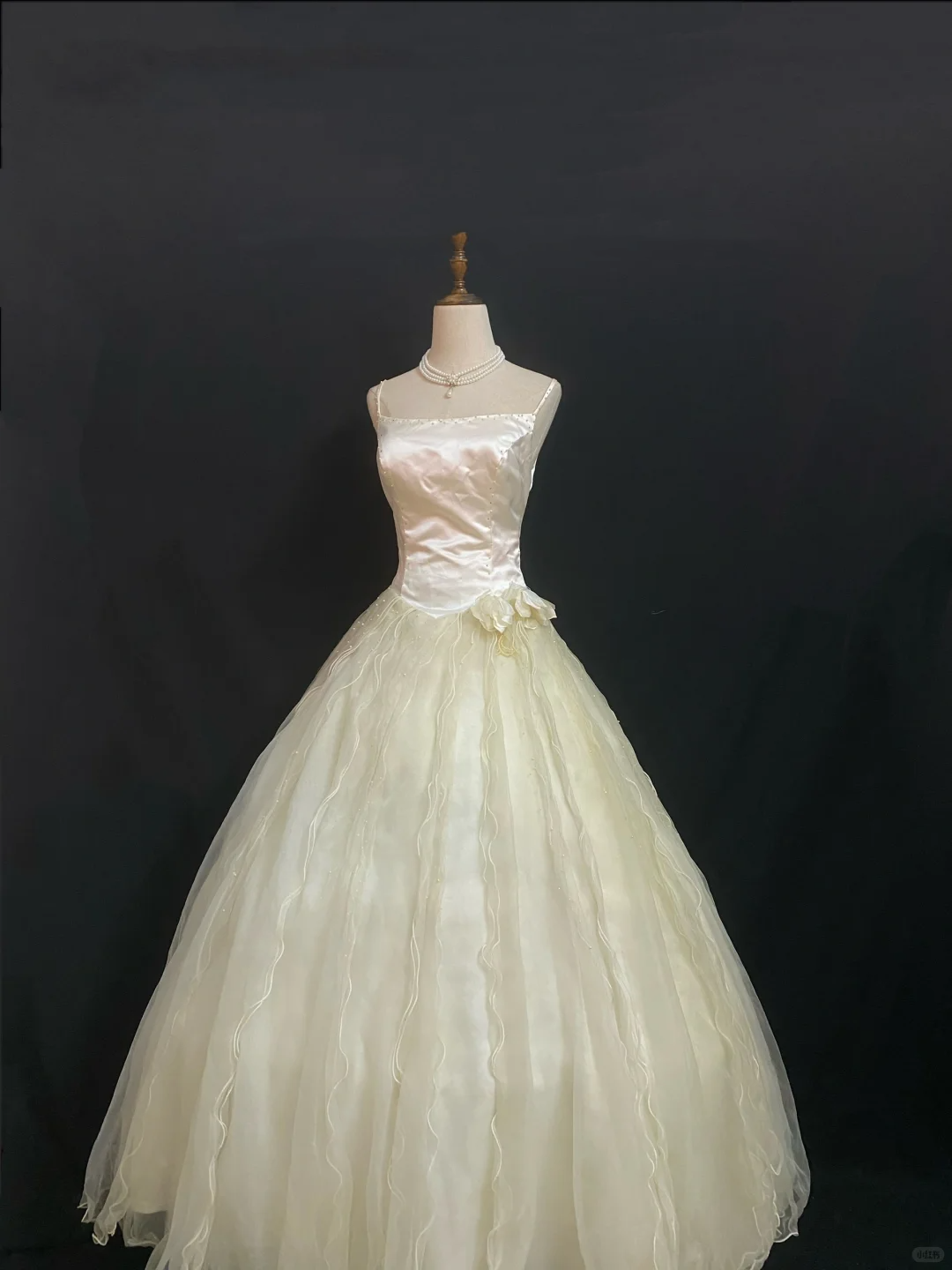 Light Yellow Spaghetti Strap Long Romantic Gown with Fitted Waist and Fluffy Princess Skirt, Wedding Dress & Bridal Gown gh8341