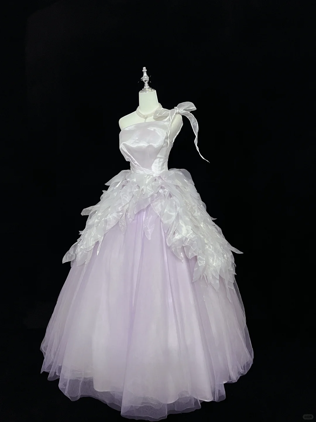 Lavender Strapless Cinched Waist Voluminous Skirt Elegant Romantic Dress, Wedding Gown gh7980