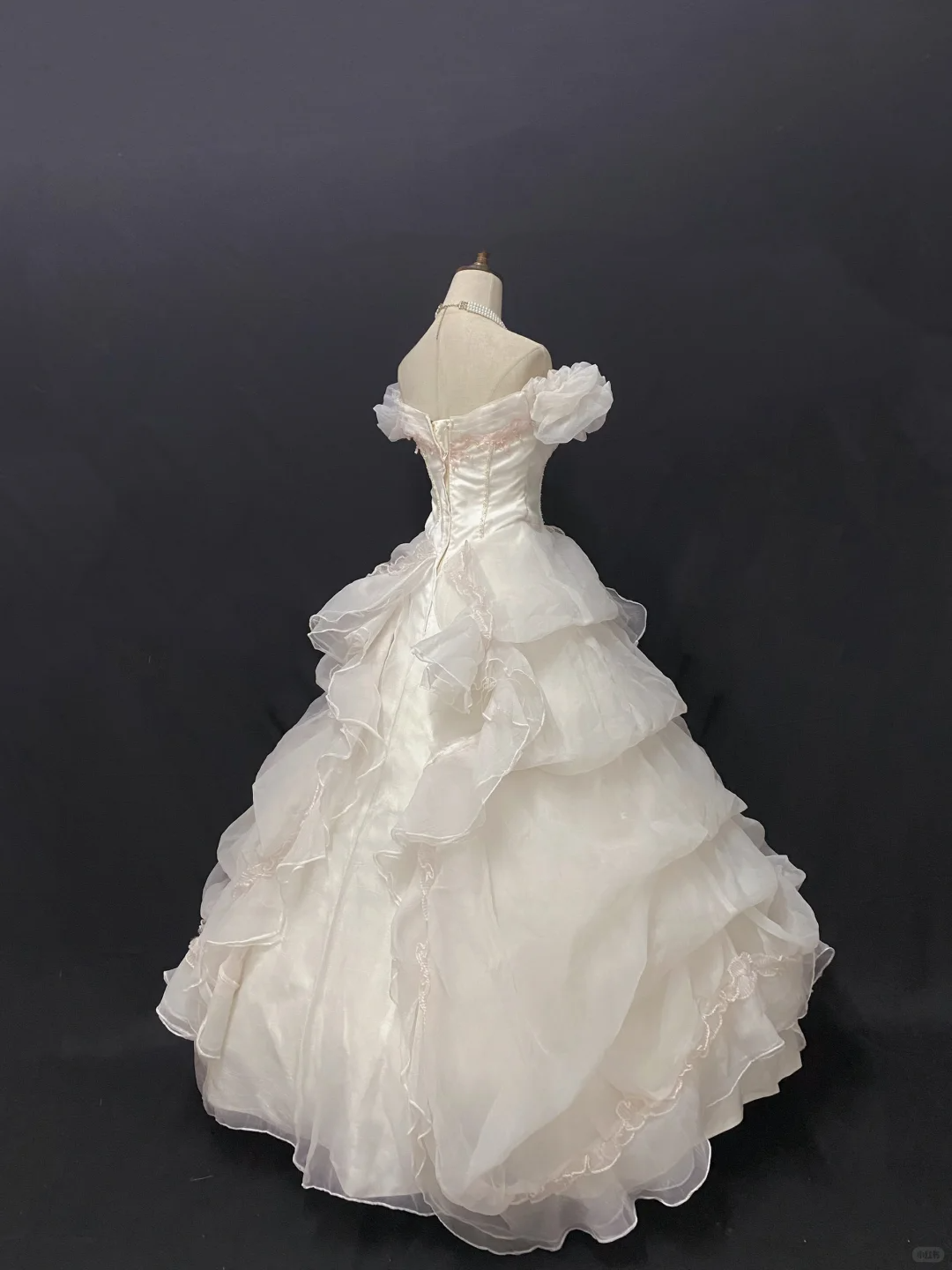 Off-White Off-the-Shoulder Romantic Gown, Cinched Waist, Voluminous Princess Skirt, Wedding Dress & Bridal Gown gh8200