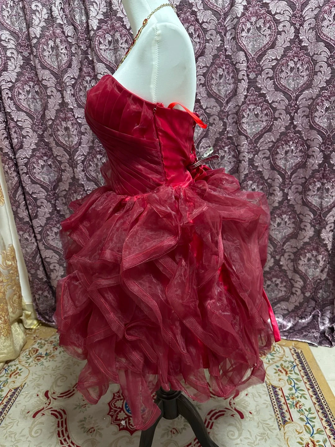 Burgunderrotes, kurzes Prinzessinnen-Tüll-Heimkehrkleid, Ballkleid gh4644