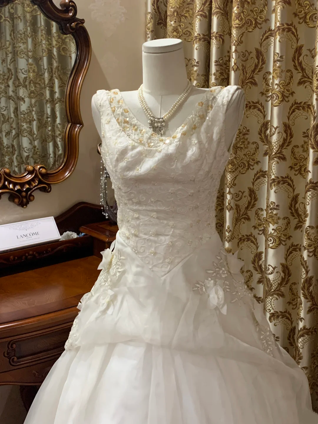 White Sleeveless Waist-Cinched Voluminous Skirt Prom Gown, Birthday Dress, Graduation Prom Dress, Bridal Wedding Gown gh7264