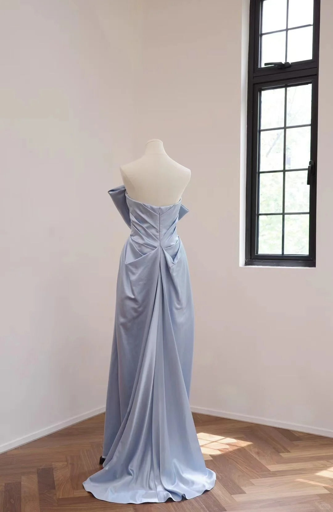 Girlhomeshops-Blaues, modisches, langes Satin-Ballkleid, Abendkleid gh5070