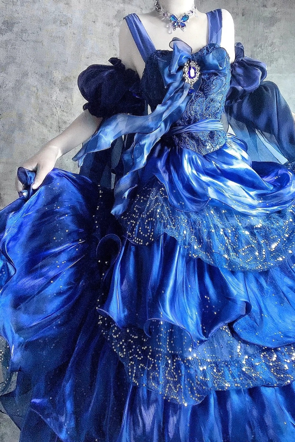 A gorgeous, shimmering blue long tulle ball gown gh6848