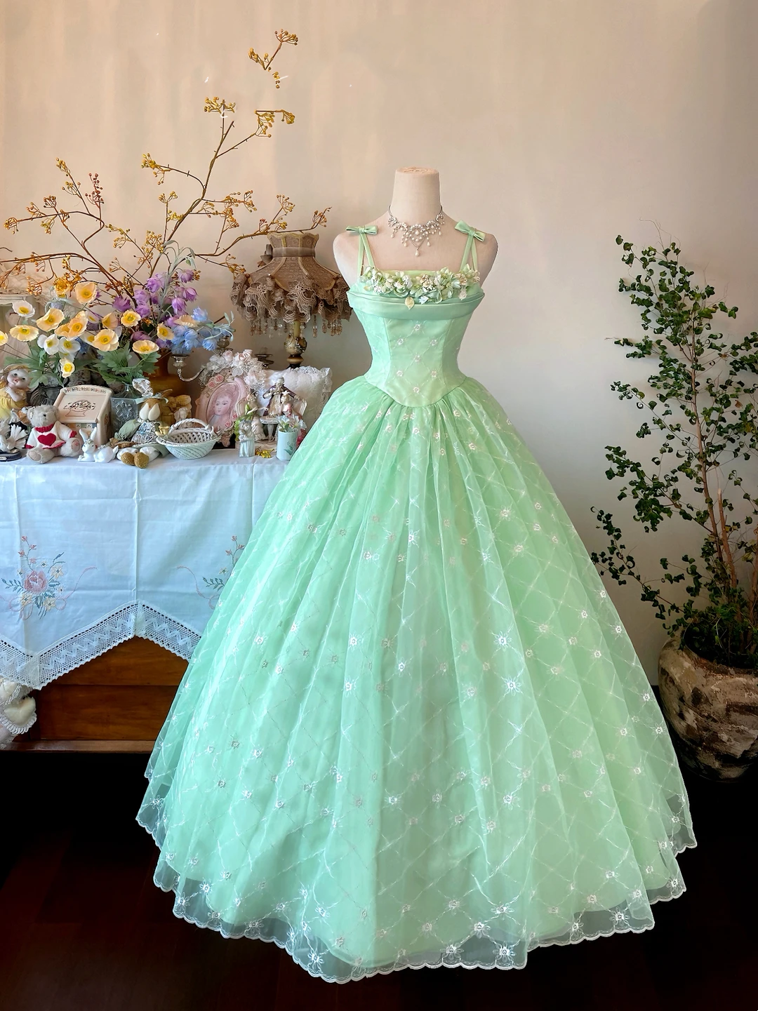 Light Green Camisole Fitted Waist Flared Evening Party Gown gh7134