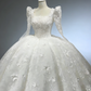 Robe de bal blanche style royal à manches bouffantes - Robe de mariée d'église en dentelle richement brodée gh6968