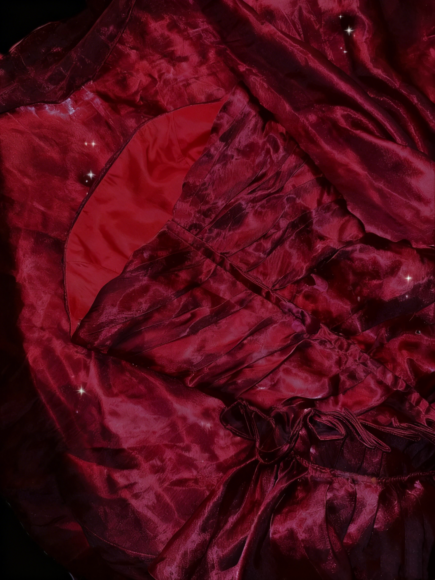 Robe de soirée bustier sans manches, style luxueux et sexy | Robe longue sirène en satin bordeaux scintillant, idéale pour un gala, un bal, des fiançailles ou un banquet (gh6421)