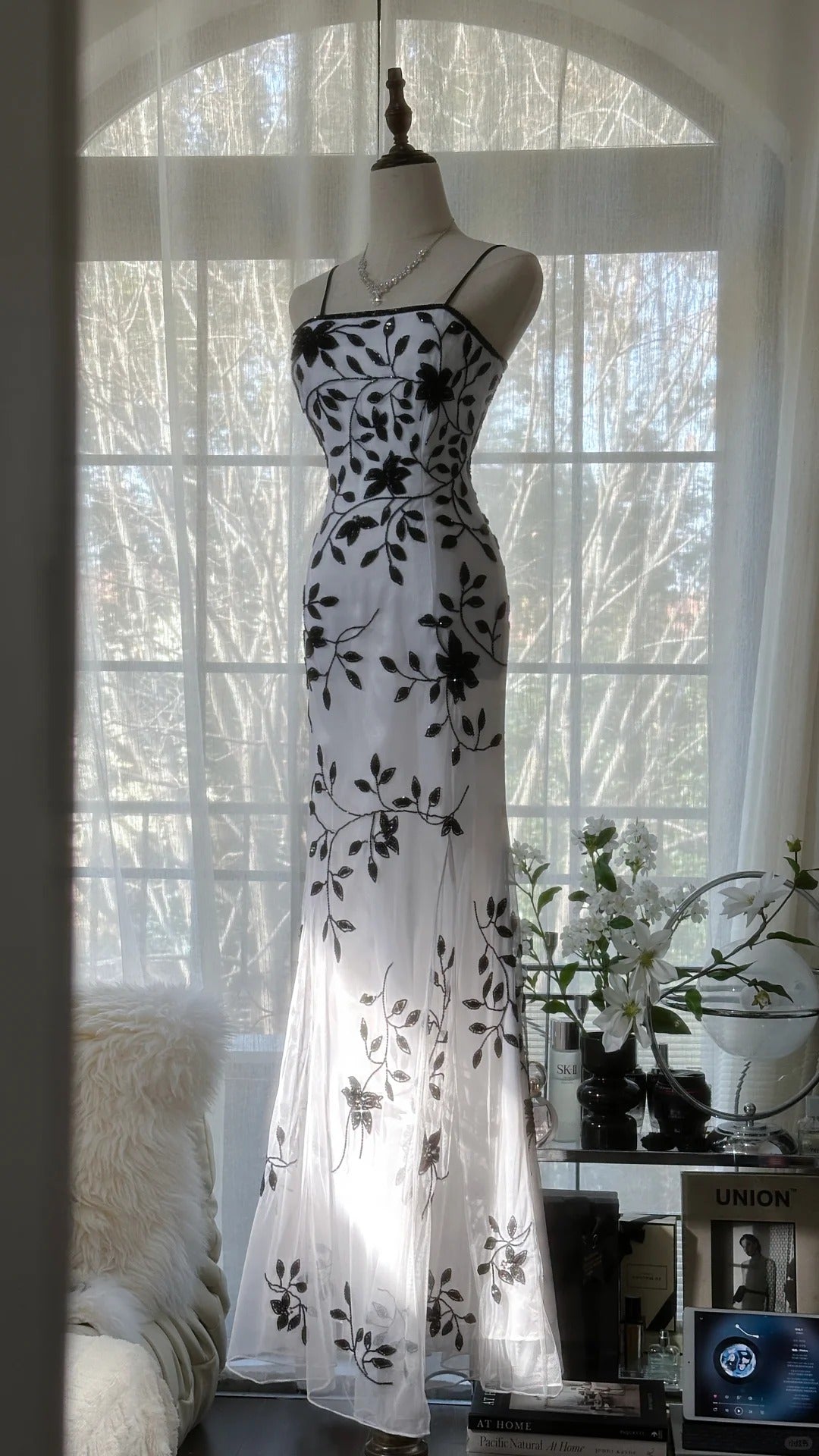 Robe de soirée longue en mousseline de soie, élégante, romantique, noire, à fleurs, pour anniversaire, mariage, vacances, gh4020
