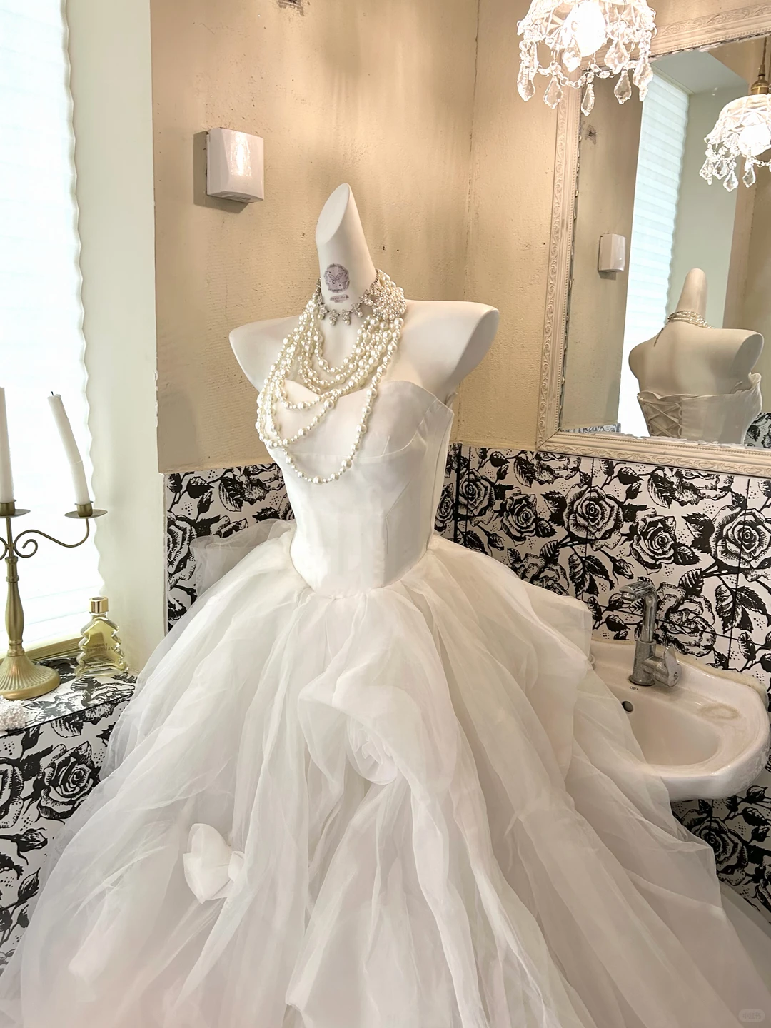 Long Romantic Ivory Strapless Wedding Gown with Cinched Waist & Fluffy Princess Skirt gh7719