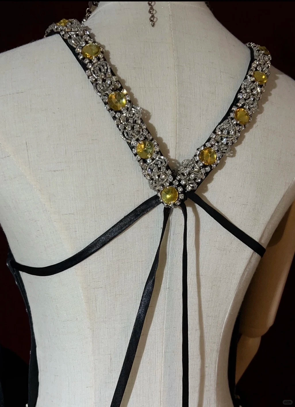 V Neck Navy Blue Long Formal Gown Spaghetti Straps Rhinestone Trim Pleated Bodice for Prom gh9541