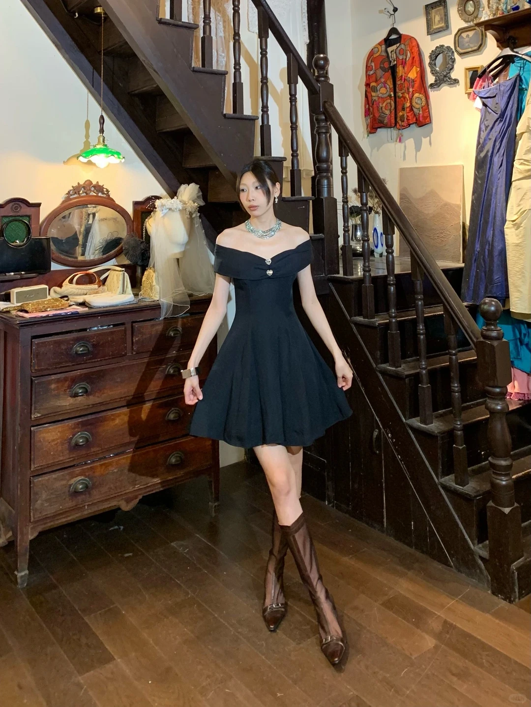 Off Shoulder Black Short Cocktail Dress, Heart Rhinestone Fitted Waist A-Line Skirt Vintage Formal Gown gh9886