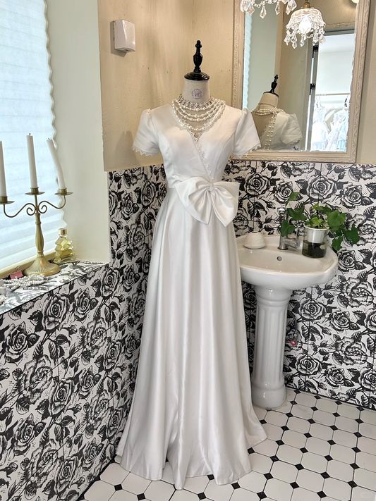 White V-Neck Fitted Waist Slim Long A-Line Skirt Classic Romantic Dress, Wedding Gown gh7659