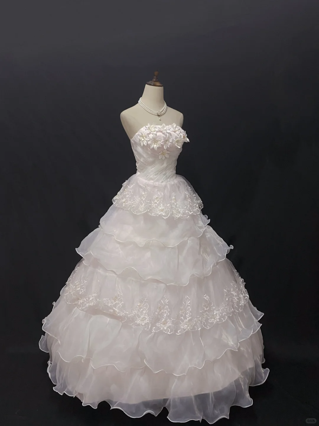 Off-white Strapless Romantic Gown With Floral Embellishments, Fitted Waist & Voluminous Princess Skirt, Wedding Dress & Bridal Gown gh8201