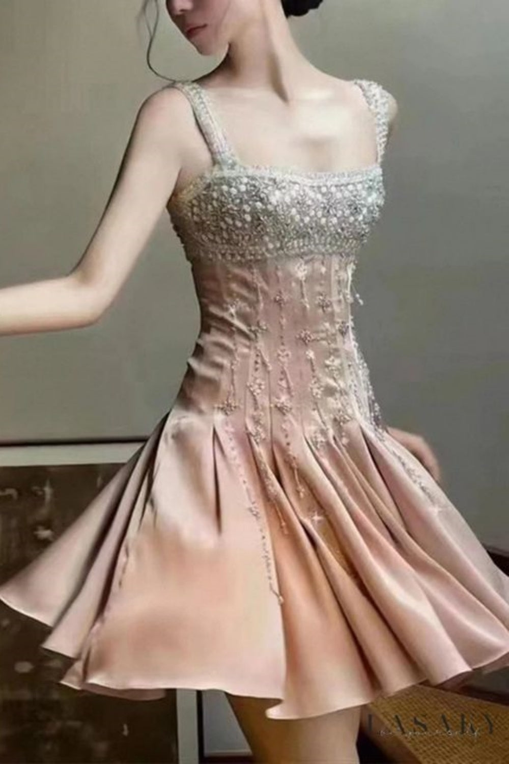 Girlhomeshops - Robe de soirée courte en satin rose, magnifique et exquise, ornée de perles, gh5306