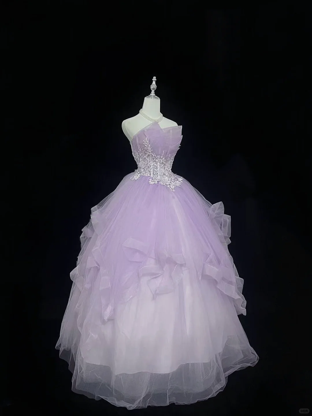 Lavender Strapless Cinched Waist Embroidered Voluminous Skirt Vintage Romantic Dress, Wedding Gown gh7982
