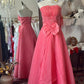 Robe dos nu style diva rétro : jupe à volants cintrée à la taille, tissu satiné, robe de soirée haut de gamme gh6579