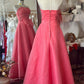 Robe dos nu style diva rétro : jupe à volants cintrée à la taille, tissu satiné, robe de soirée haut de gamme gh6579