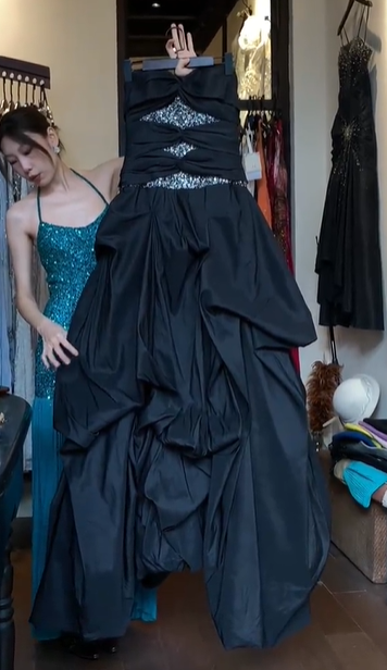 Black Strapless Luxury Ball Gown Silver Rhinestone Decor Ruched Long Evening Prom Dress gh9791