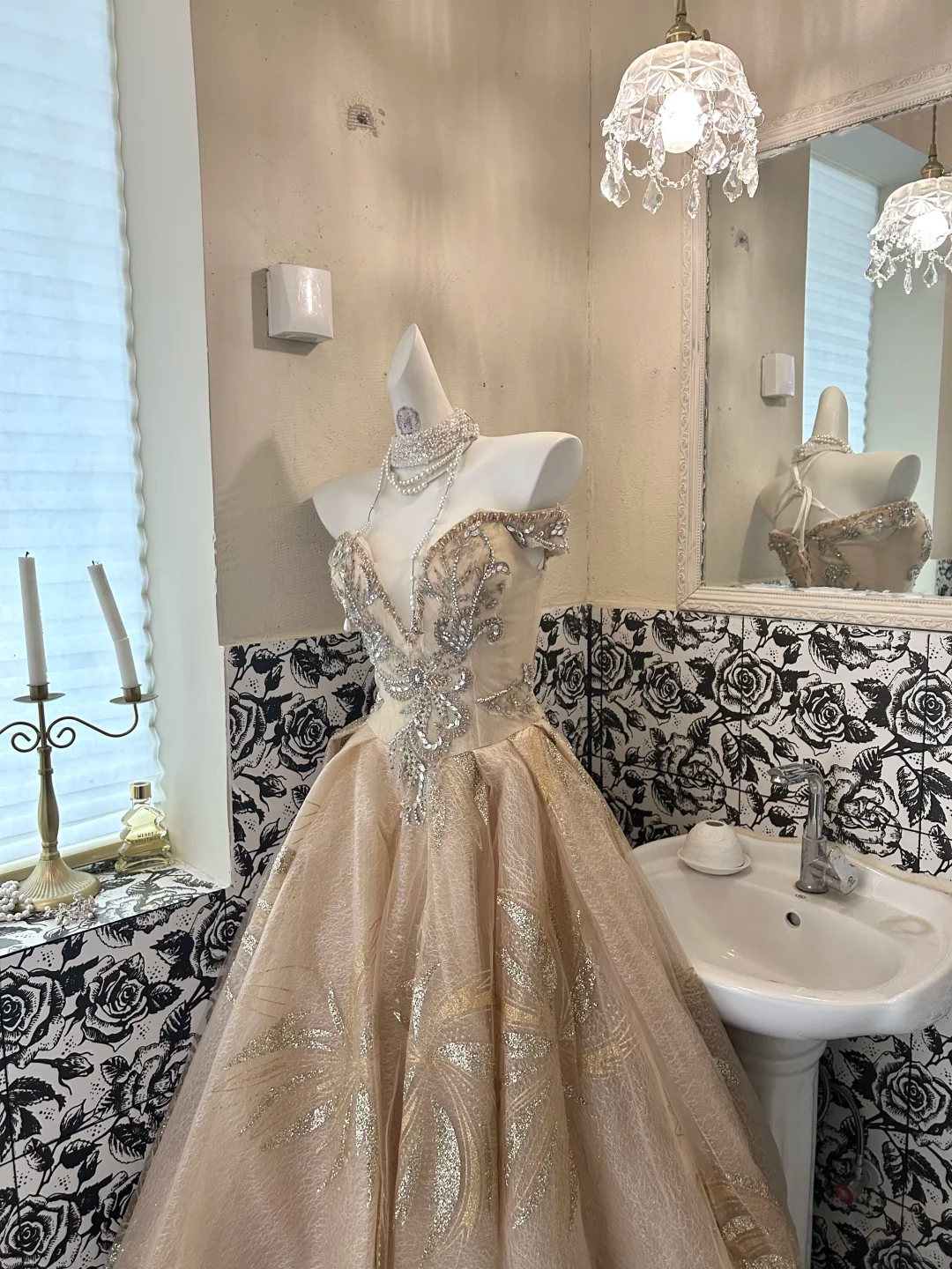Gold Strapless Waist-Cinched Full Flared Skirt Luxury Elegant Romantic Dress, Wedding Gown gh7690