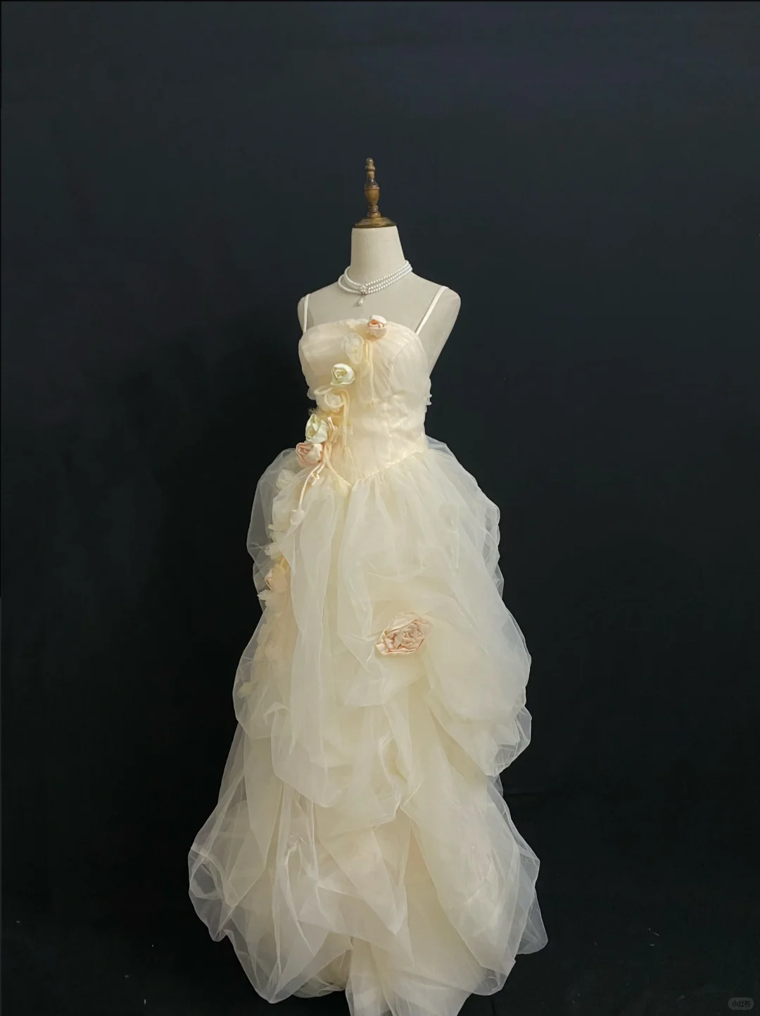 Pale Yellow Spaghetti Strap Long Elegant Romantic Gown, Cinched Waist With Vintage Rose Details, Wedding Dress & Bridal Gown gh8295