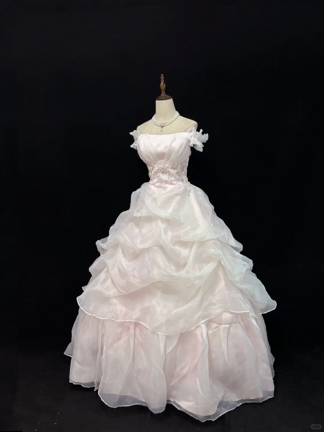 Blush Pink Off Shoulder, Cinched Waist, Voluminous Princess Skirt Romantic Dress, Wedding Gown gh8081