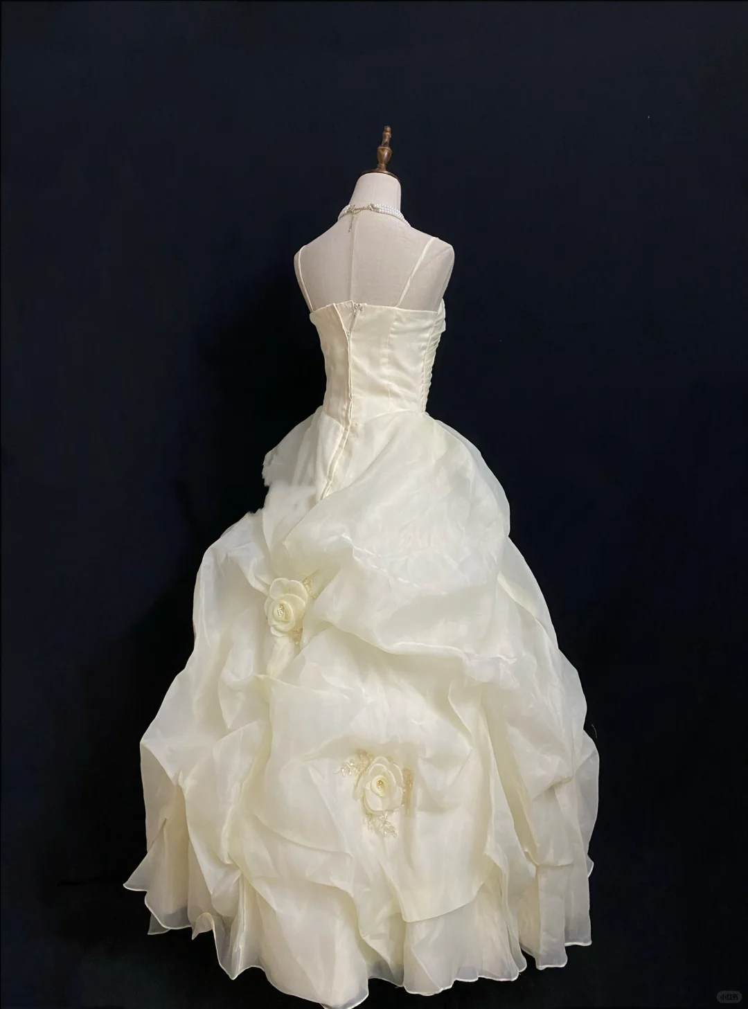 Pale Yellow Spaghetti Strap Romantic Wedding Dress, Cinched Waist, Voluminous Princess Skirt gh8296