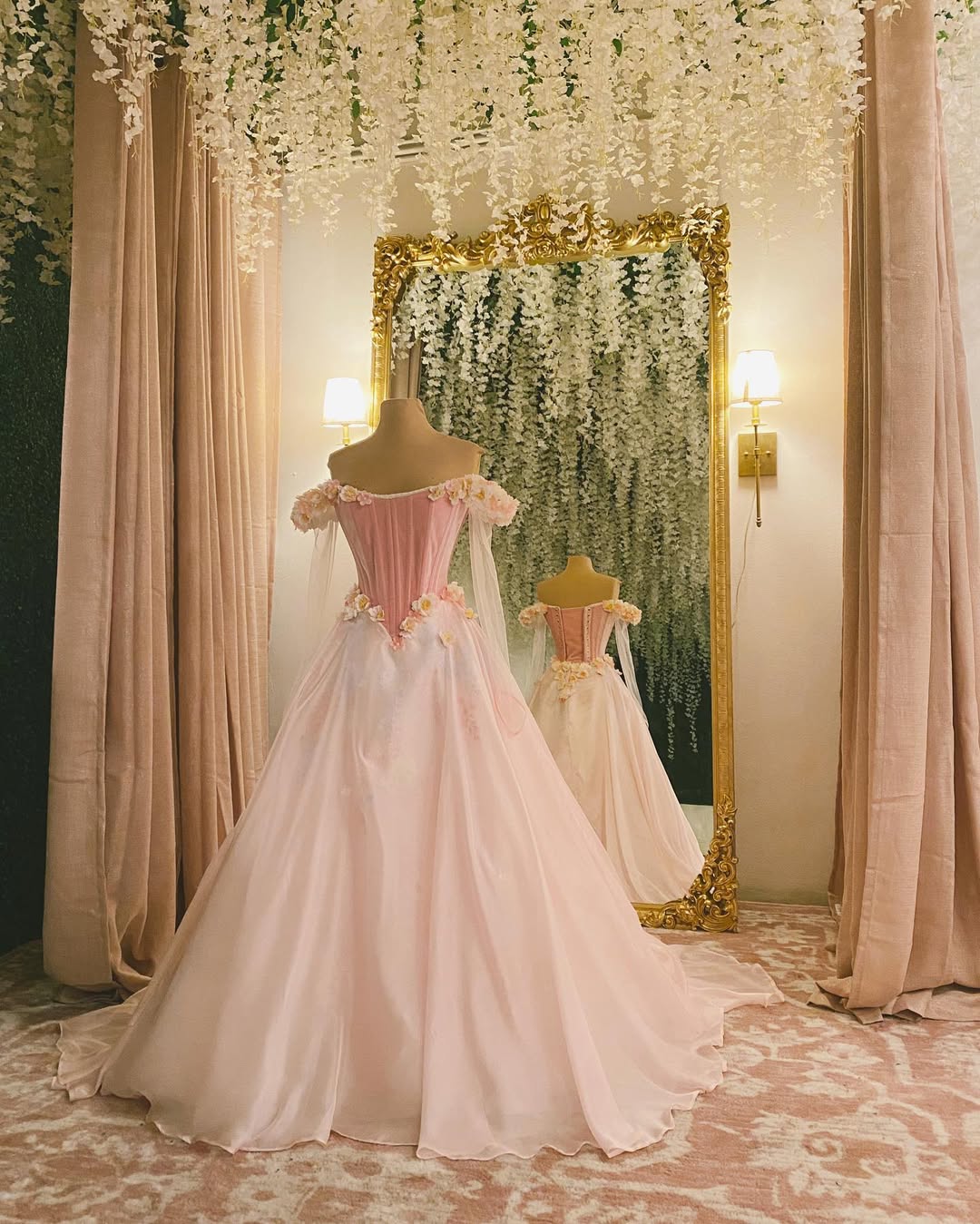 Robe de soirée longue élégante en tulle à épaules dénudées et motif floral rose magnifique et exquis gh3243