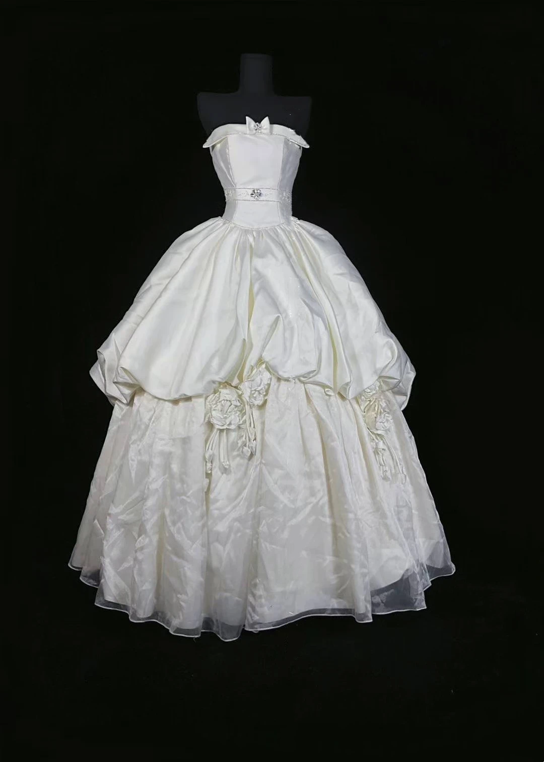 White Strapless Waist-Cinched Voluminous Skirt Gown | For Birthday & Graduation Parties gh7163