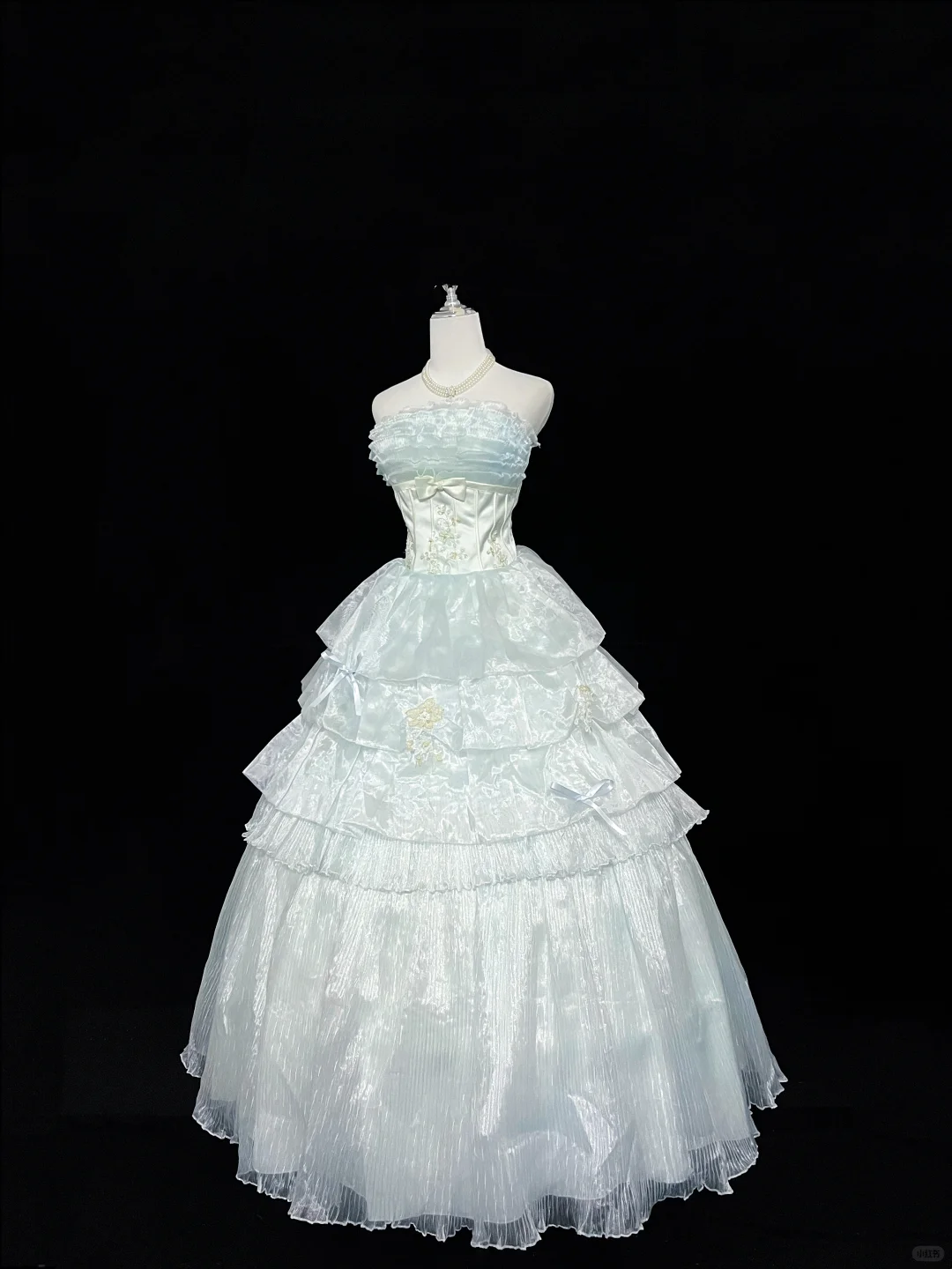 Light Blue Strapless Cinched Waist Voluminous Skirt Long Romantic Dress, Wedding Gown gh7947