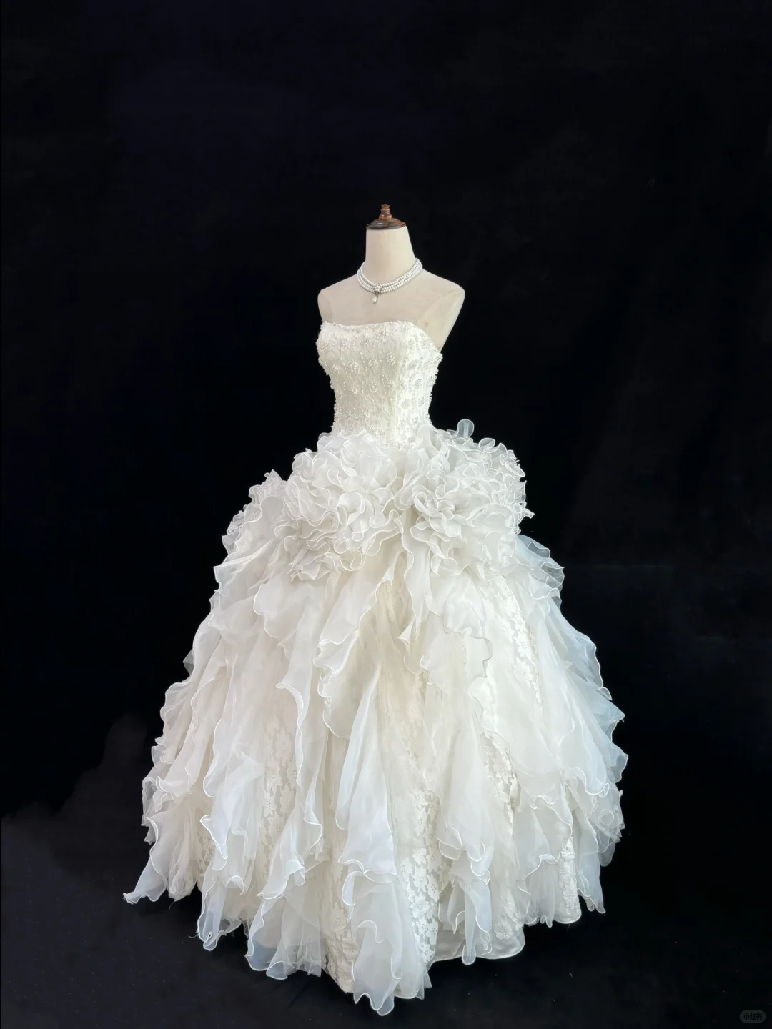 Off White Strapless Beaded Cinched Waist Voluminous Tiered Skirt Luxury Romantic Dress, Wedding Gown gh8033