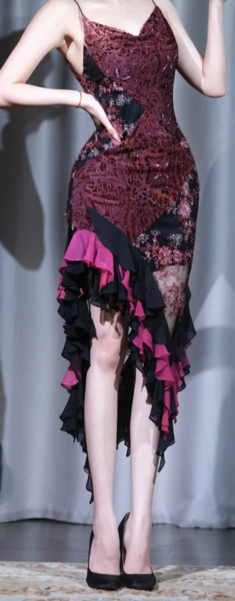 ✨Girlhomeshops-Burgundy Spaghetti Strap Homecoming Dress Irregular Ruffle Hem Lace Evening Gown gh9984