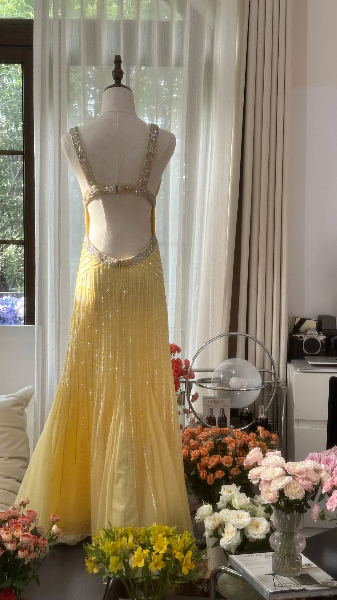Hellgelb, wunderschön glänzend, modisch, elegant, exquisite Perlen, lang, rückenfrei, Tüll, Ballkleid, Abendkleid, Geburtstags-/Hochzeitsgast-/Feiertagspartykleid, Ballkleid, Valentinstags-Date-Kleid, gh4034