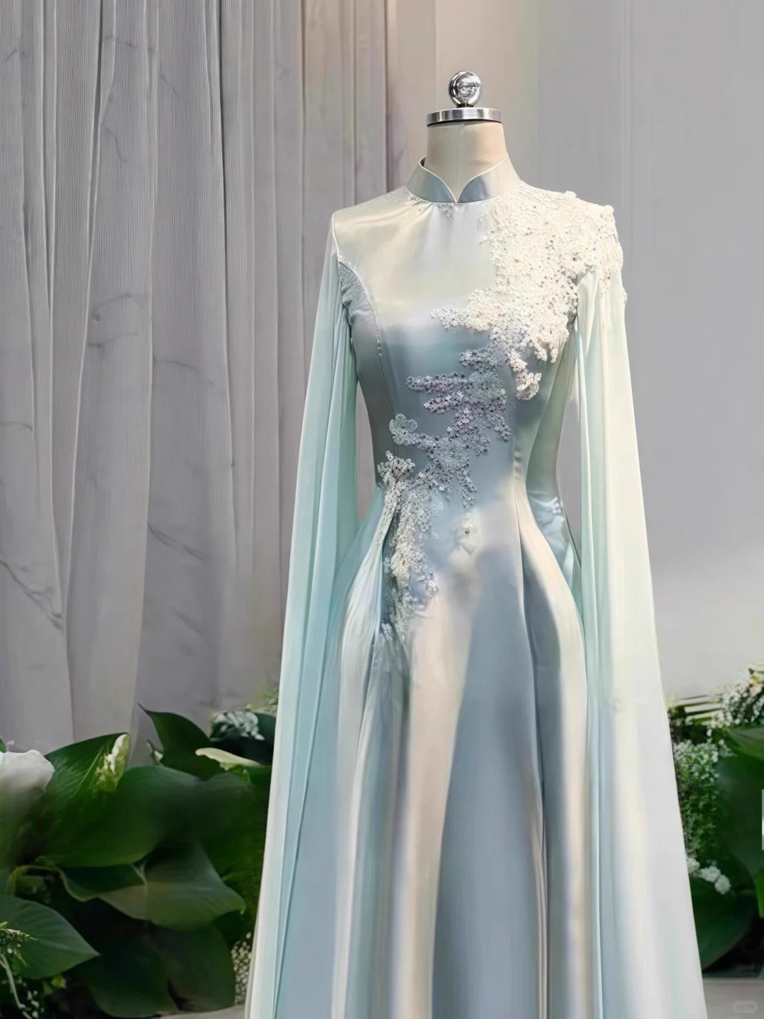 Girlhomeshops - Robe de bal longue en satin vert clair à fleurs et perles, robe de cérémonie à manches longues gh5309
