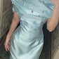 girlhomeshops-Hellblaues Satin-Diamantkleid mit Nieten, elegante Linien zeigen leichte, luxuriöse Textur gh5900